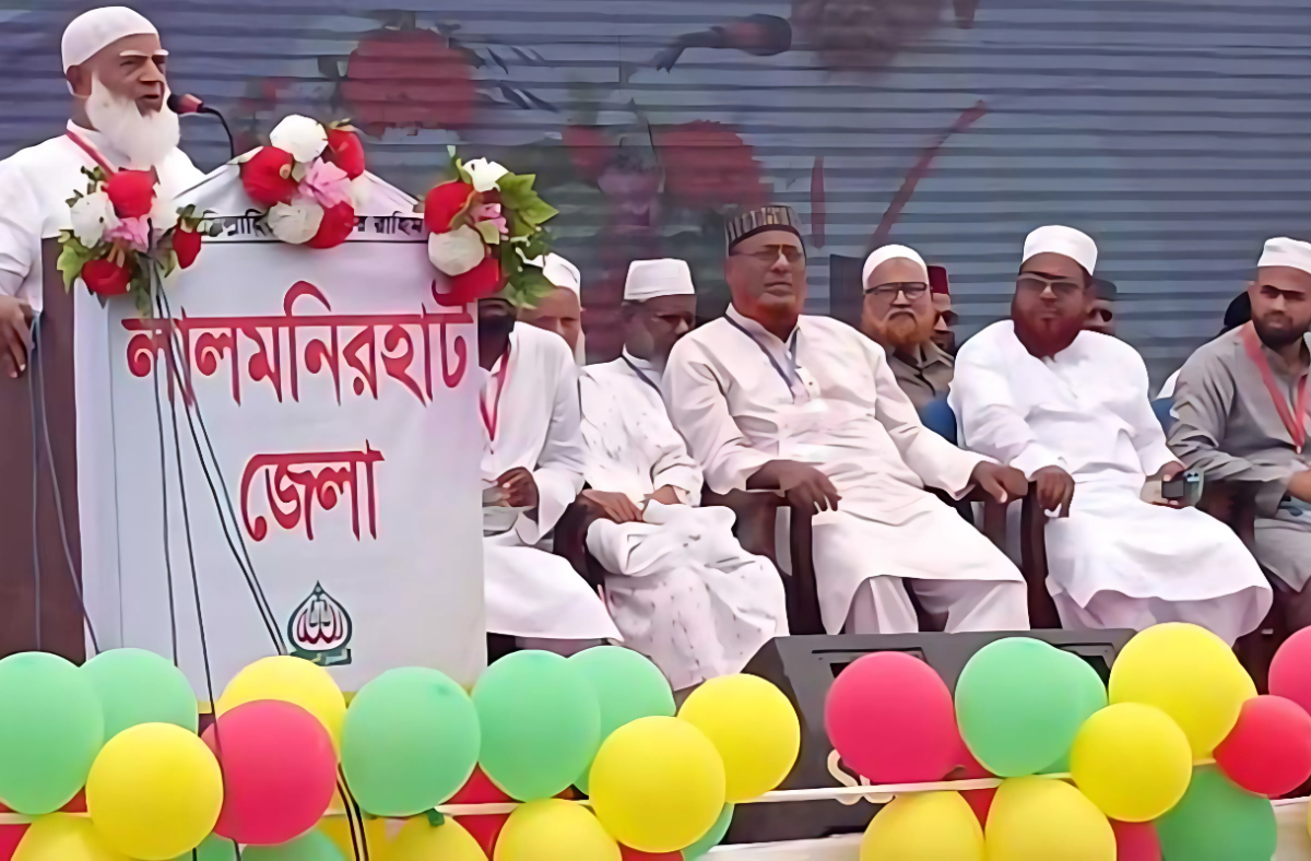 দেশের মানুষের নিরাপত্তার ওয়ারেন্টি দিচ্ছেন জামায়াত আমির