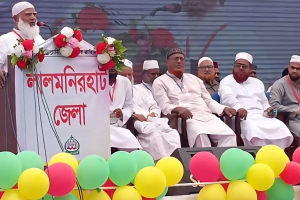 দেশের মানুষের নিরাপত্তার ওয়ারেন্টি দিচ্ছেন জামায়াত আমির