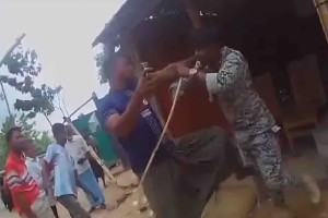 টেকনাফে এপিবিএন পুলিশের ওপর স্থানীয়দের হামলা