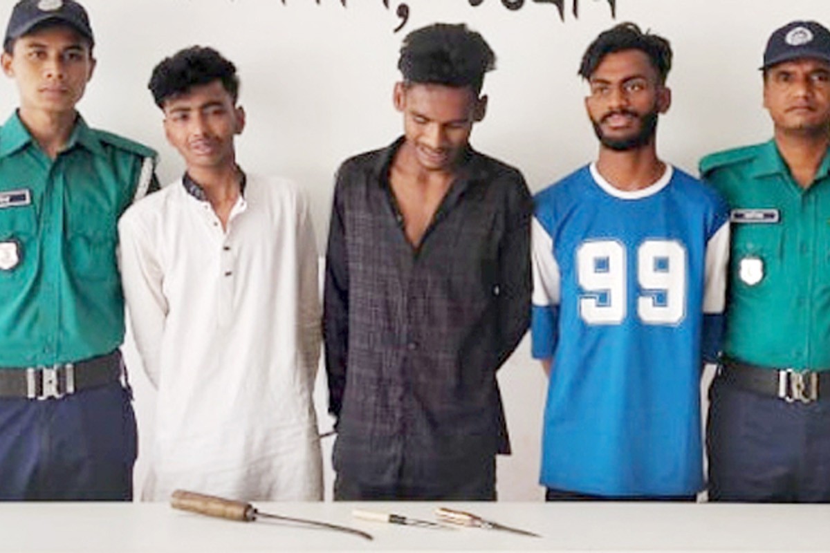চট্টগ্রামে ডাকাতির প্রস্তুতিকালে ডাকাতদলের ৩ সদস্য গ্রেপ্তার