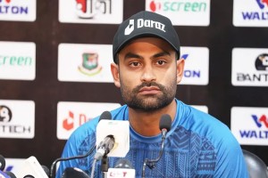 হঠাৎ সংবাদ সম্মেলন ডাকলেন তামিম