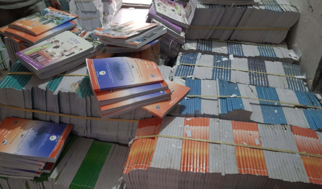 নতুন পাঠ্যবই 1746010898 এবার আগেভাগেই পাঠ্যবই ছাপার প্রক্রিয়া শুরু করছে এনসিটিবি