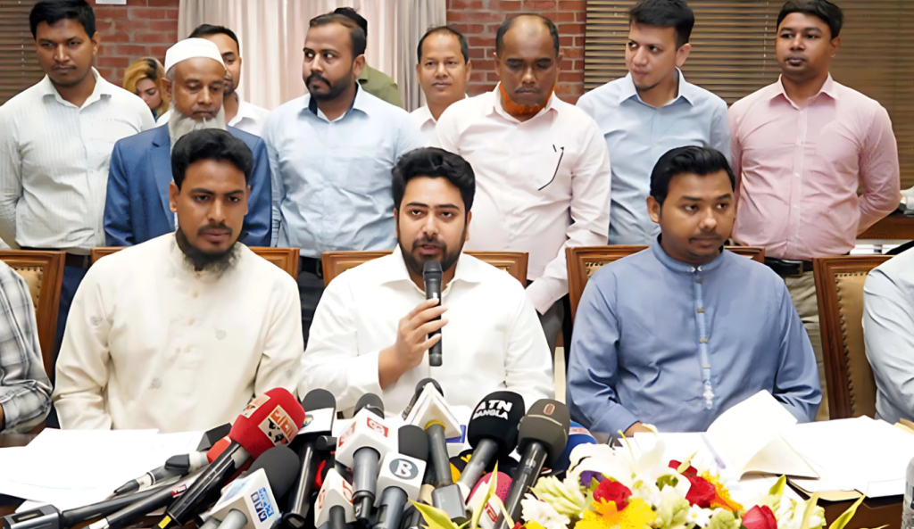নাহিদ 1745065781 একটি দলকে সরিয়ে আরেকটি দলকে ক্ষমতায় বসাতে গণঅভ্যুত্থান হয়নি : নাহিদ