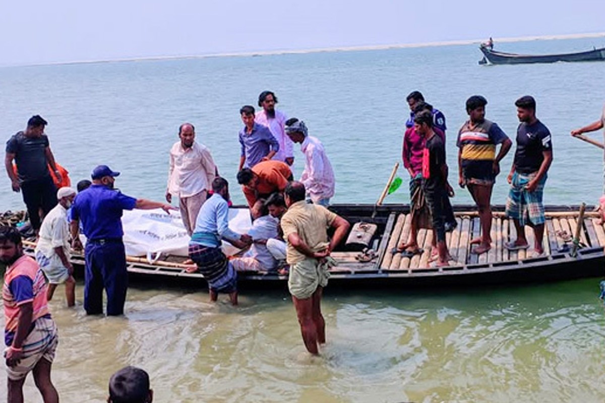 পদ্মায় নৌকাডুবিতে স্বামী-স্ত্রীর মৃত্যু