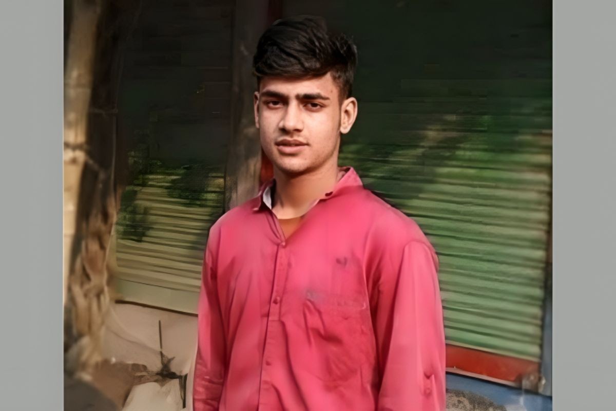পরীক্ষায় দেখতে না দেওয়ায় মাথার খুলি ভাঙল সহপাঠীরা, ৮ দিন পর মৃত্যু