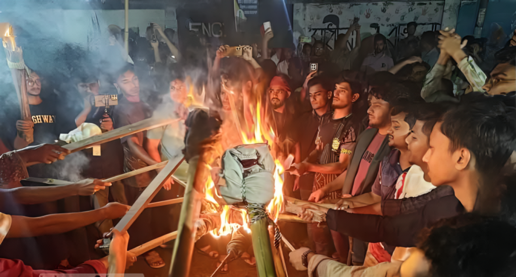 পলিটেকনিক 1744955627 দুপুরে কাফনের কাপড় মাথায় গণমিছিলে নামছে পলিটেকনিক শিক্ষার্থীরা