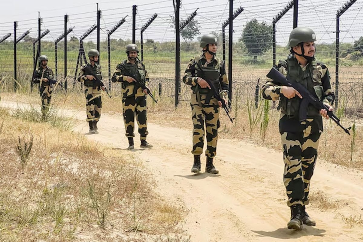 মহেশপুর সীমান্তে বিএসএফের গুলিতে দুই বাংলাদেশি নিহত