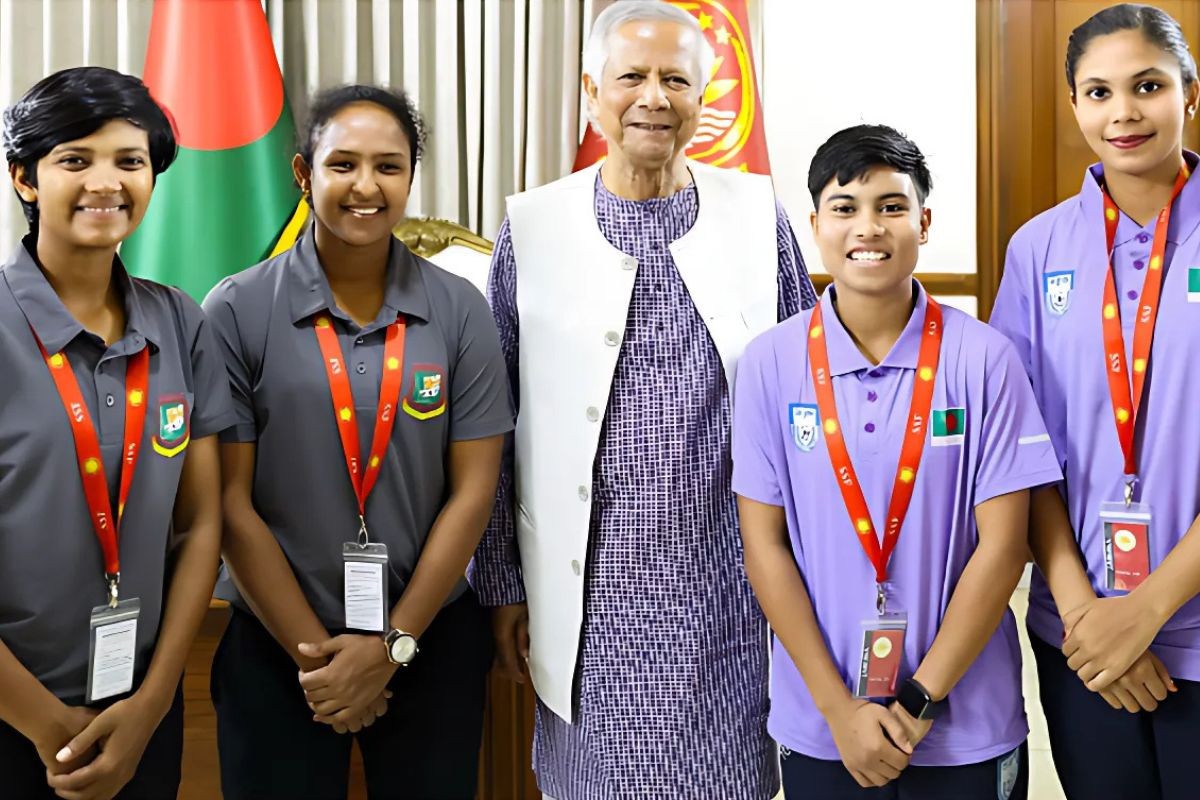 প্রধান উপদেষ্টার কাতার সফরে সঙ্গী হচ্ছেন চার নারী ক্রীড়াবিদ