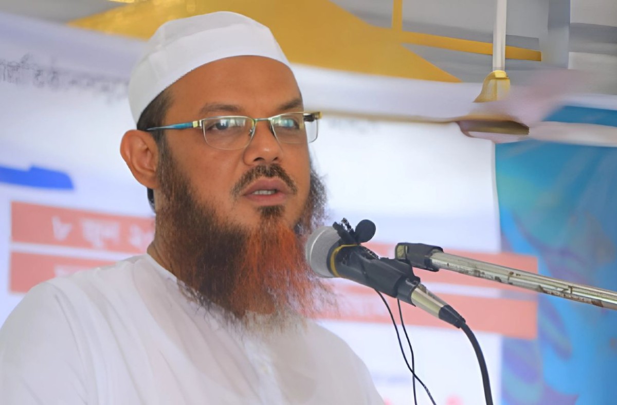 নিজেকে বরিশাল সিটির মেয়র ঘোষণার দাবিতে ফয়জুল করীমের মামলা