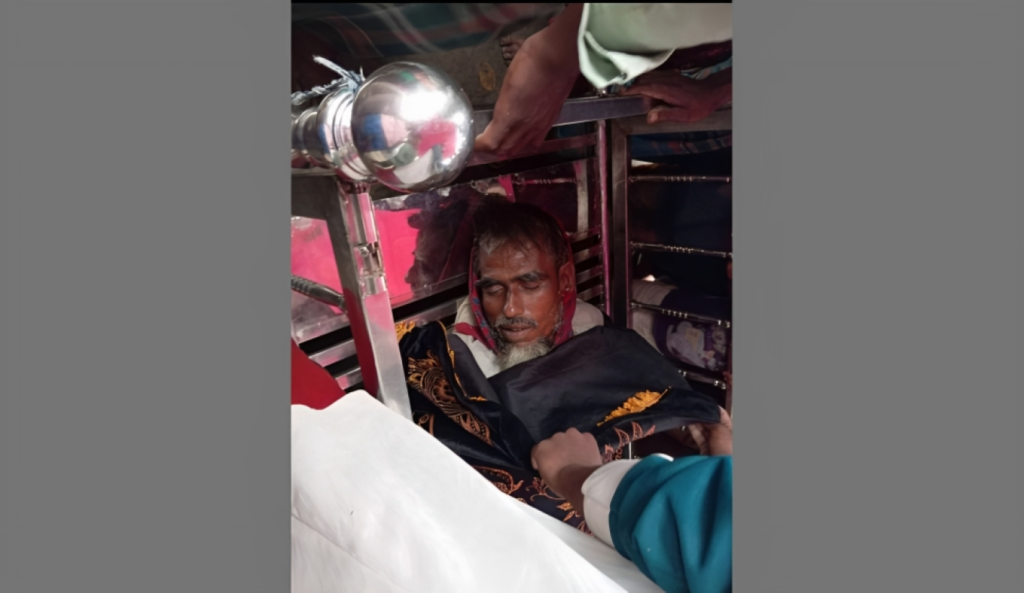 বজ্রপাতে কৃষকের মৃত্যু 1744813471 নবীনগরে ধান কাটতে গিয়ে বজ্রপাতে কৃষক নিহত