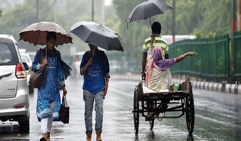 বজ্রসহ বৃষ্টির সম্ভাবনা 1745212004 আজ ঢাকাসহ ১৪ অঞ্চলে বৃষ্টির সম্ভাবনা