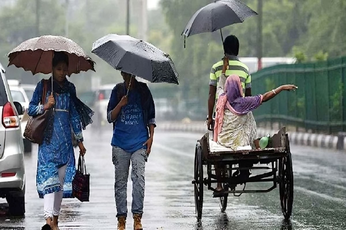 আজ  ঢাকাসহ ১৪ অঞ্চলে বৃষ্টির সম্ভাবনা