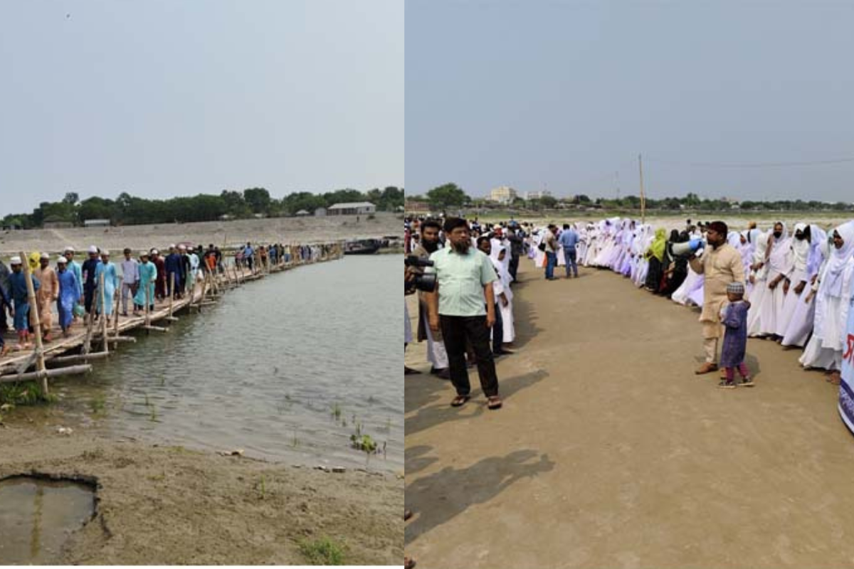 বাঁশের সাঁকো দিয়ে ঝুঁকিপূর্ণ চলাচল, ঘোড়াই ঘাটে সেতুর দাবিতে মানববন্ধন