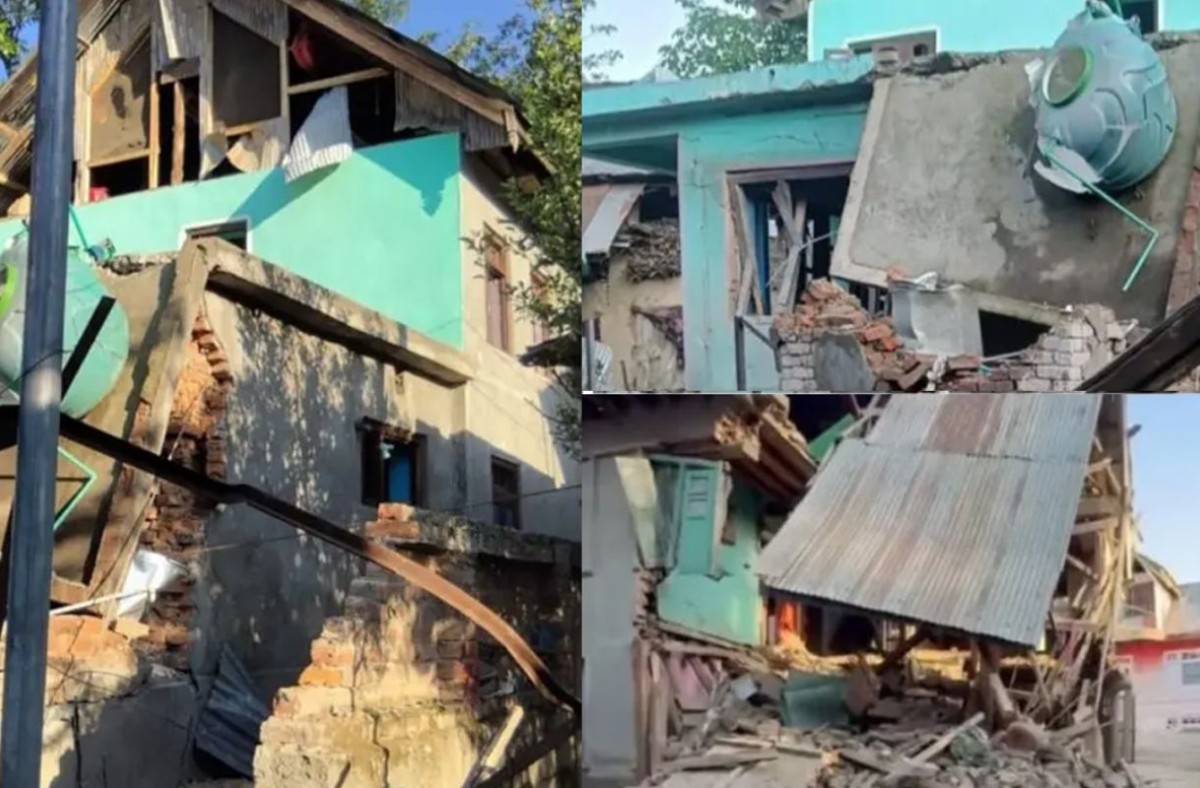 বিস্ফোরণে উড়লো কাশ্মীর হামলায় ২ অভিযুক্তের বাড়ি