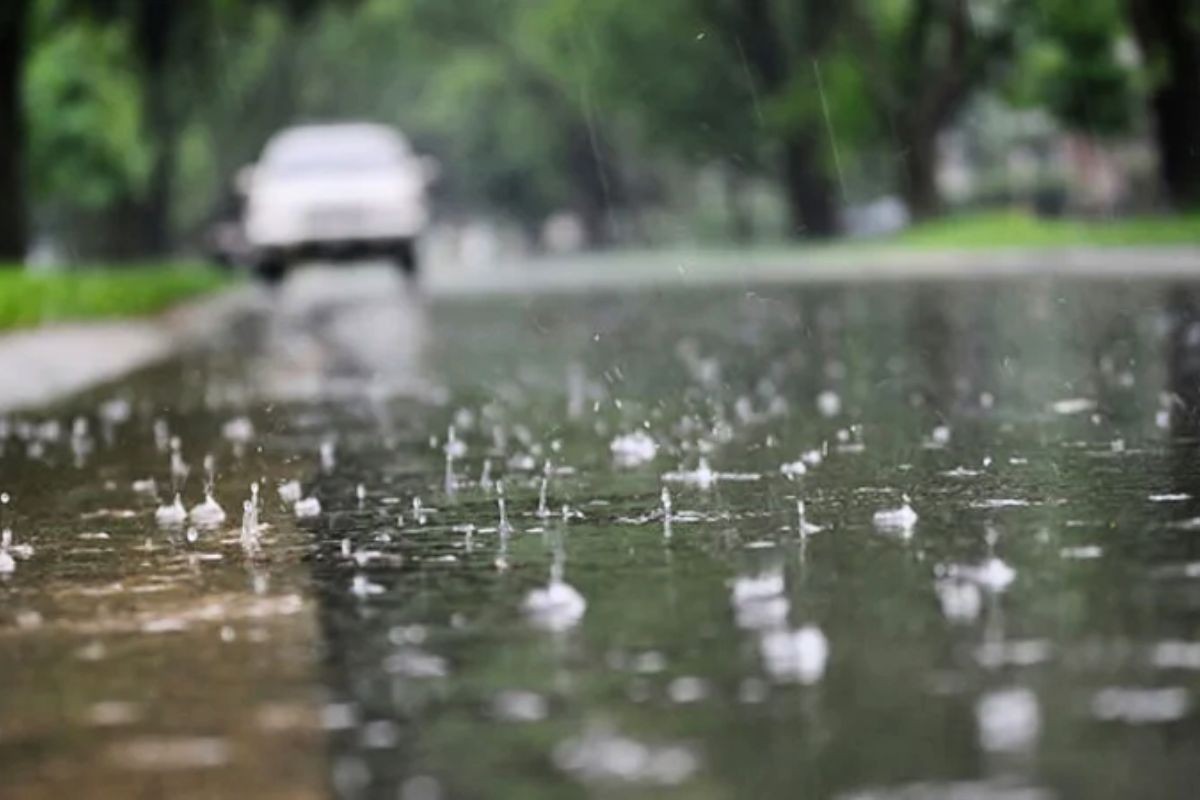 আকাশের চোখ রাঙানি ফের শুরু, সামনে পাঁচ দিনের বৃষ্টি