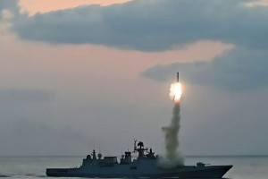 ক্ষেপণাস্ত্র পরীক্ষা চালিয়ে পাকিস্তানকে কঠিন বার্তা ভারতীয় নৌবাহিনীর