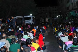 মালয়েশিয়ায় ১৬৫ বাংলাদেশিসহ ৫০৬ অভিবাসী আটক
