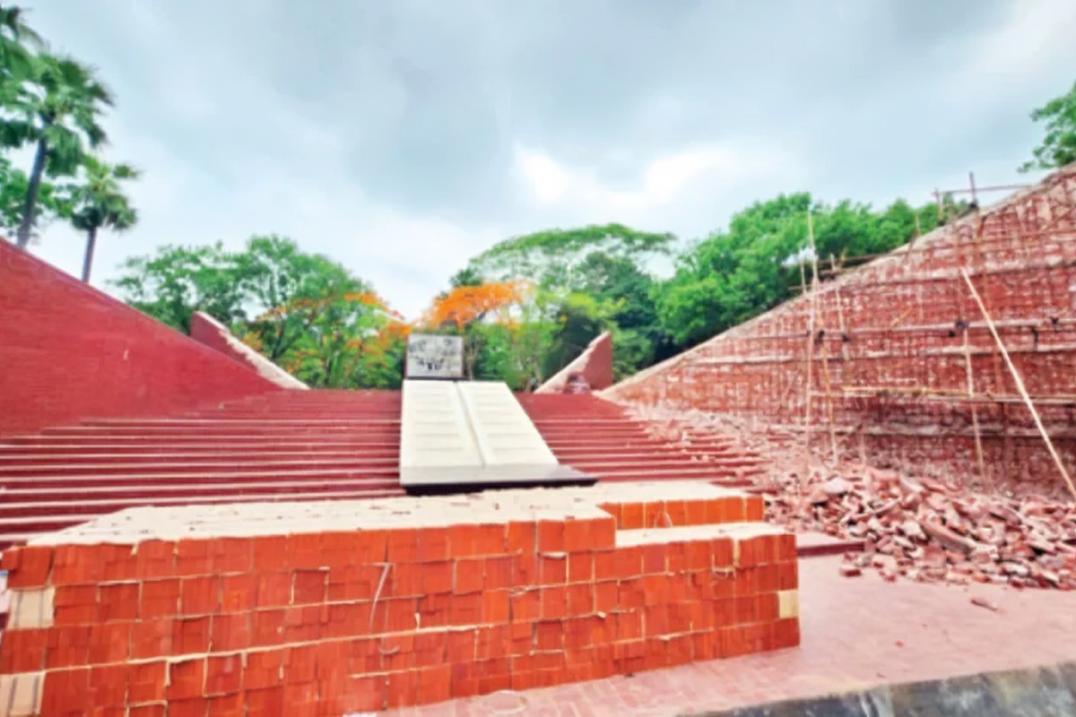 মিরপুর বুদ্ধিজীবী স্মৃতিসৌধের পরিবর্তিত নকশায় উদ্বোধক বঙ্গবন্ধুর নাম থাকা নিয়ে সংশয়