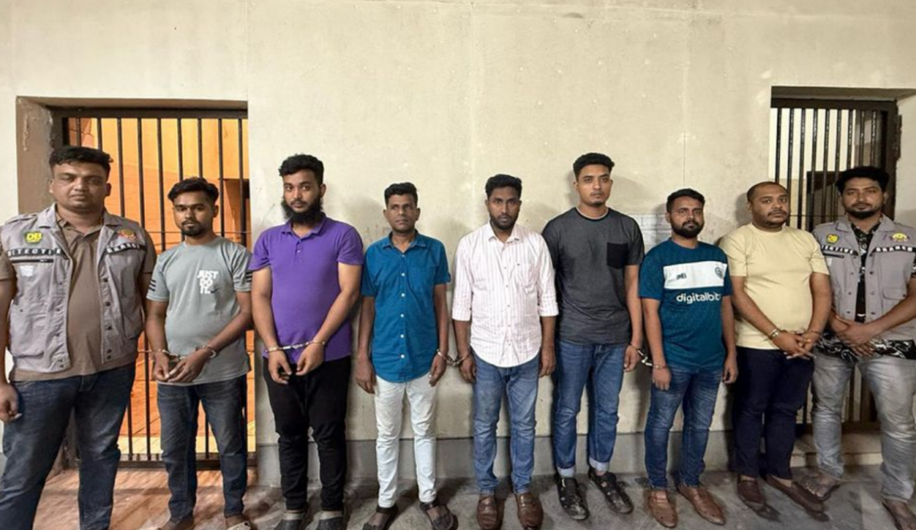 মিরপুর 1744979728 মিরপুরে কিশোর গ্যাং এর ৮ জন গ্রেপ্তার