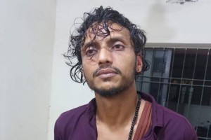 মুন্সিগঞ্জে অটোরিকশা ছিনতাইয়ের চেষ্টা: বোমা-অস্ত্রসহ যুবদল কর্মী গ্রেপ্তার