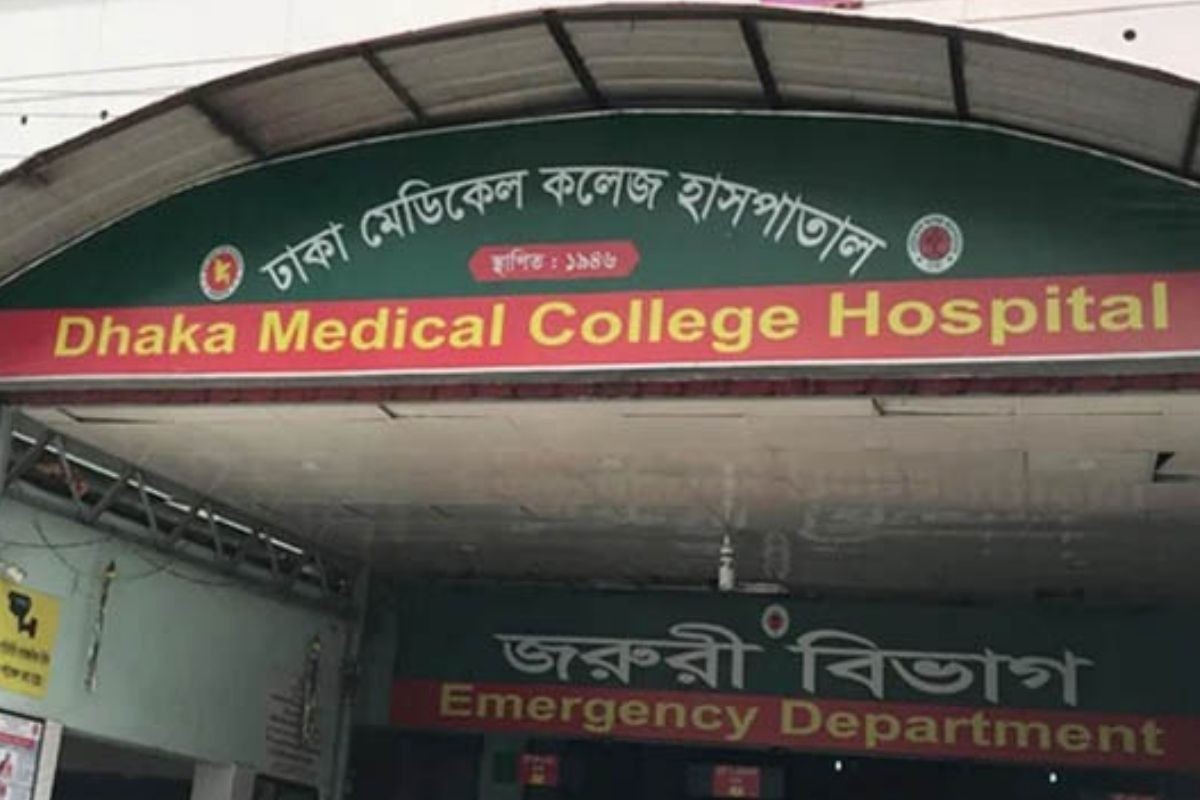 শান্তিনগর ফ্লাইওভারে সড়ক দুর্ঘটনায় অজ্ঞাত নারী নিহত