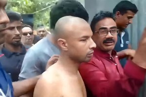 সিরাজগঞ্জে শিশু ধর্ষণের চেষ্টার অভিযোগে যুবক আটক