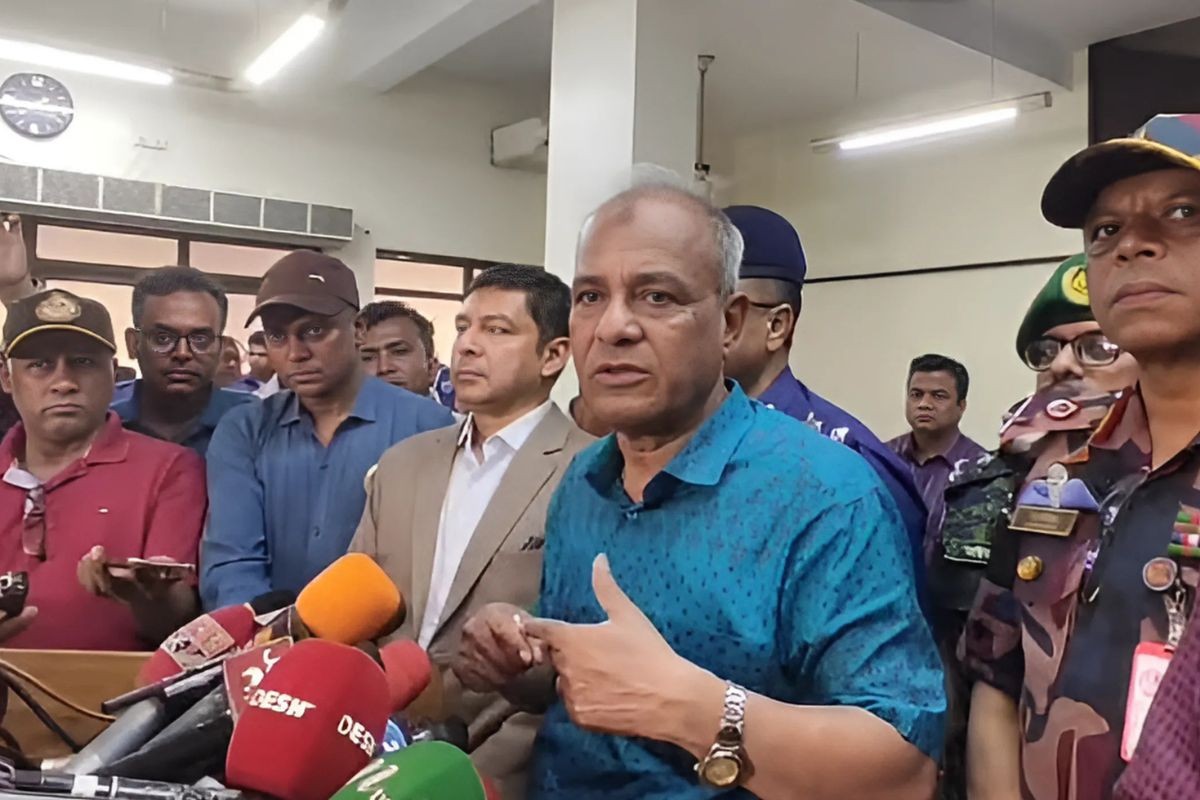 সীমান্তের সব কিছু সত্য নয়, আবার সবটাই মিথ্যাও নয়: স্বরাষ্ট্র ‍উপদেষ্টা