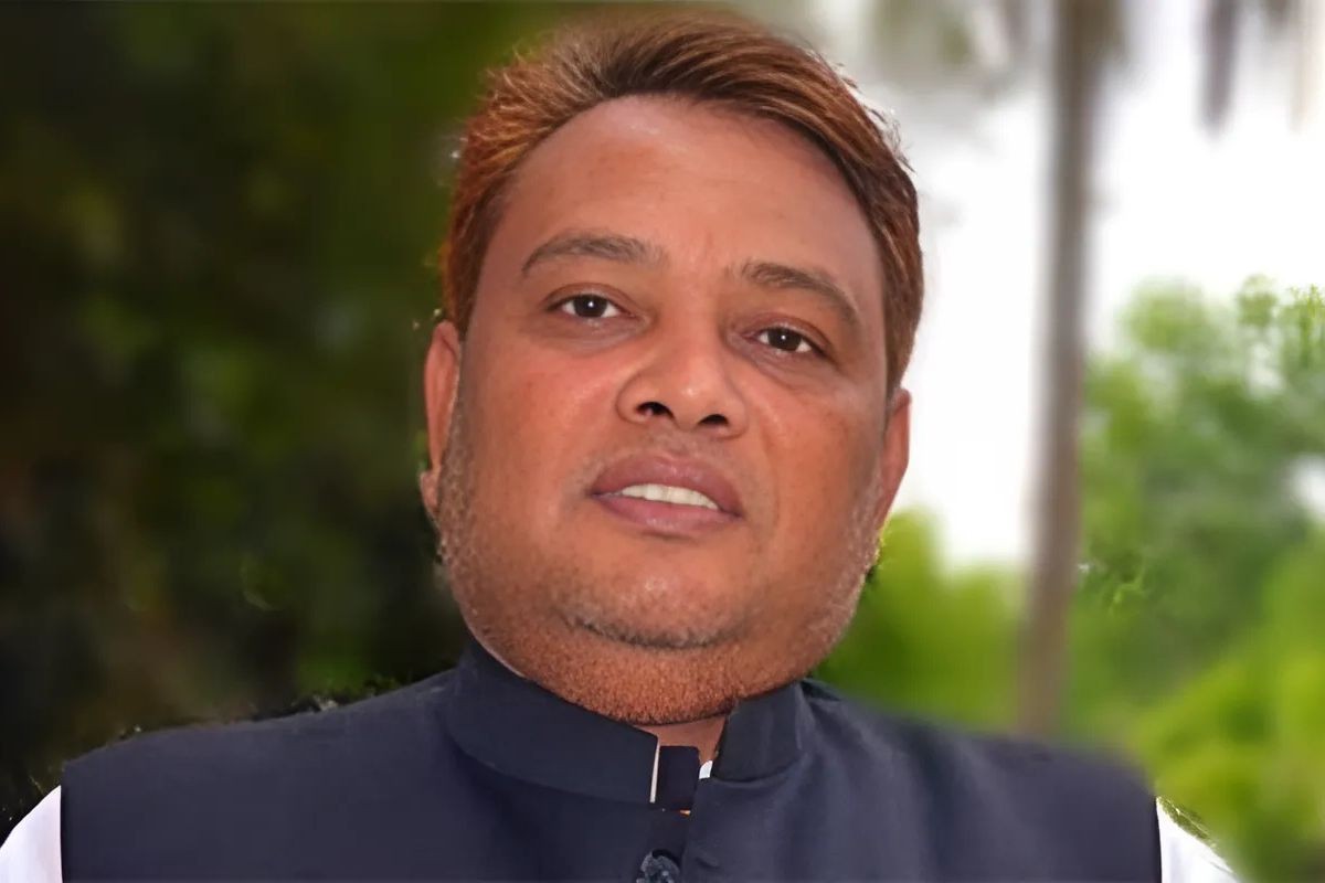 সাবেক এমপি বদিসহ ১৯ জনের বিরুদ্ধে গ্রেপ্তারি পরোয়ানা