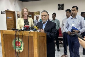 সংস্কারের দিকে তাকিয়ে থাকবে না, ভোটের প্রস্তুতি নিচ্ছে ইসি: সিইসি