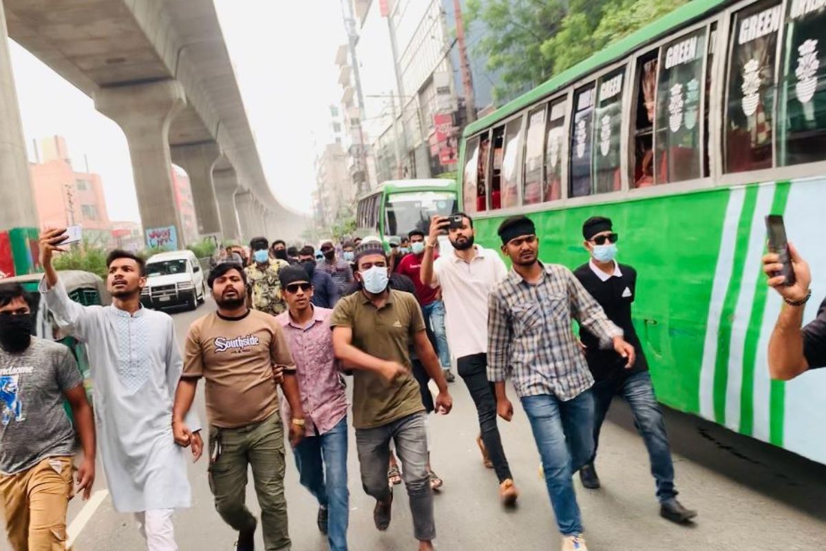 শেরে বাংলা নগরে স্বেচ্ছাসেবক লীগের ঝটিকা মিছিল