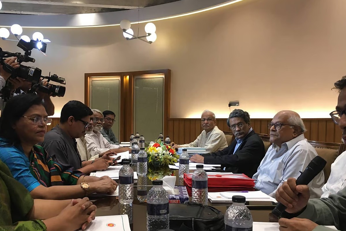জাতীয় স্বার্থে রাজনৈতিক দলগুলো ছাড় দেবে, প্রত্যাশা আলী রীয়াজের