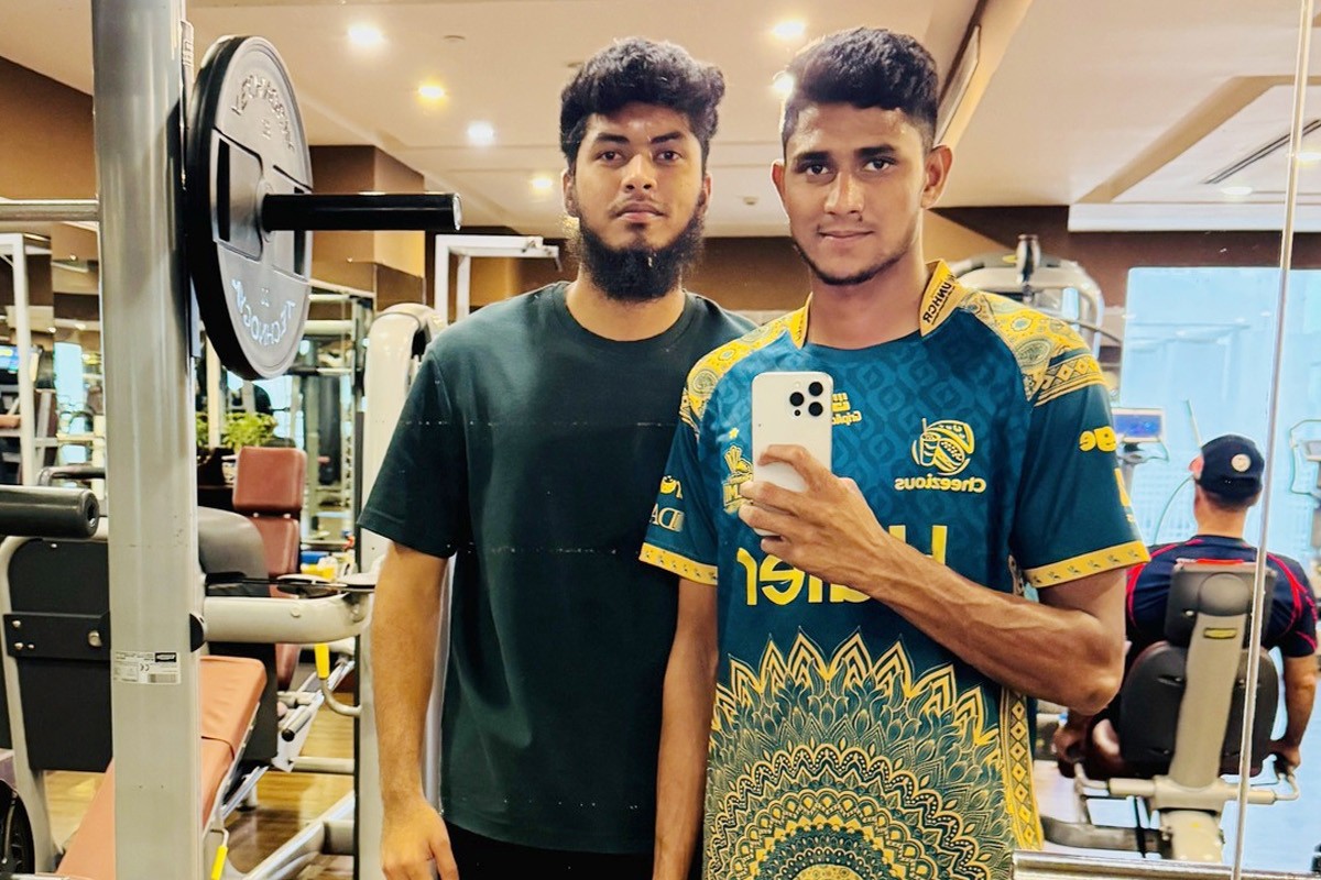 আজ দেশে ফিরবেন রিশাদ-নাহিদ