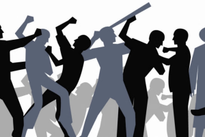 নবাবগঞ্জে আওয়ামী লীগ ও বিএনপি সমর্থকদের সংঘর্ষে নারীসহ আহত ৮