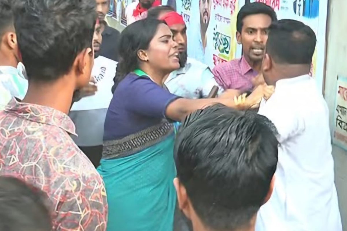 যুব অধিকার পরিষদের সমাবেশে ভিপি নুরের সামনে হাতাহাতি