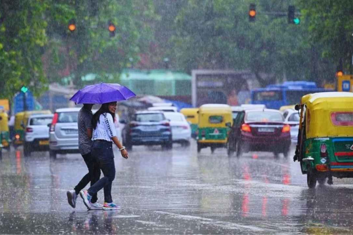 ১১ দিনের তাপপ্রবাহের অবসান, বাড়ছে বৃষ্টি
