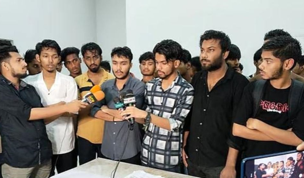 Untitled design 39 1747598822 টেন্ডার-চাঁদাবাজির অভিযোগে রংপুরে ছাত্র নেতাদের গণপদত্যাগ