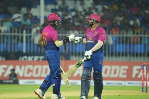 টি–টোয়েন্টিতে সর্বোচ্চ রান তাড়া করে ইতিহাস গড়ল আমিরাত