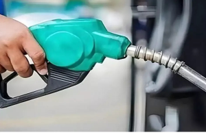 তেলের দাম লিটারে কমলো ১ টাকা