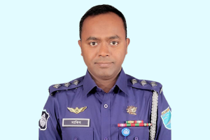 বিয়ের প্রতিশ্রুতি দিয়ে এএসপির বিরুদ্ধে ধর্ষণের অভিযোগ