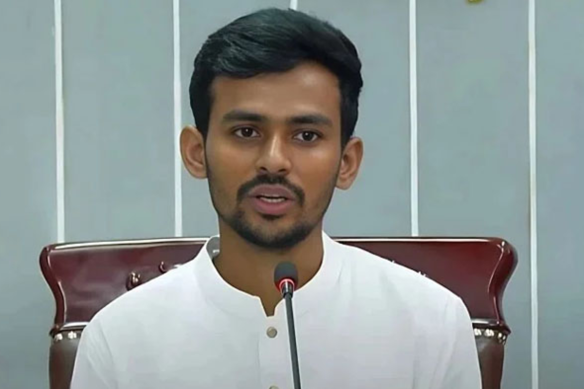 “জোটবদ্ধ কুমির আপনাদেরই খাবে” — আসিফ মাহমুদ