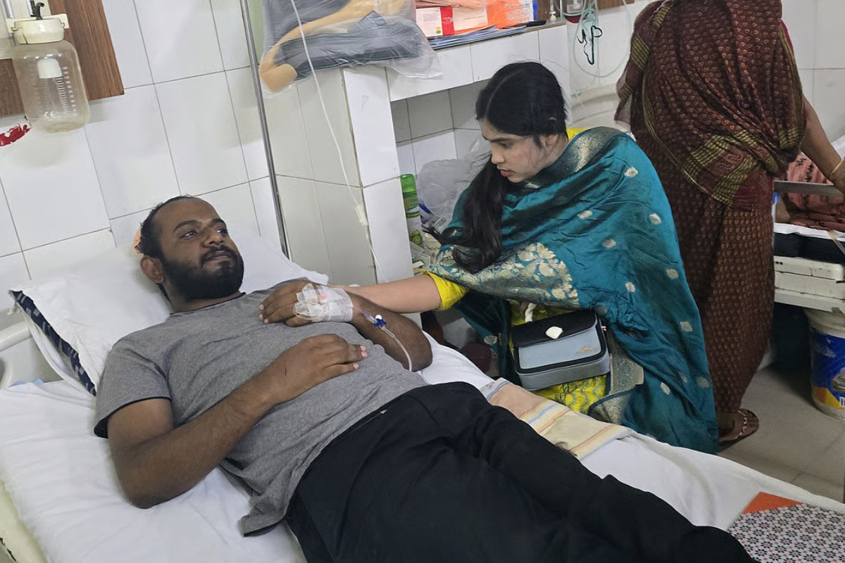 সাভারে পরিবেশ দূষণ ঠেকাতে গিয়ে হামলার শিকার ছাত্র আন্দোলনের কর্মীরা
