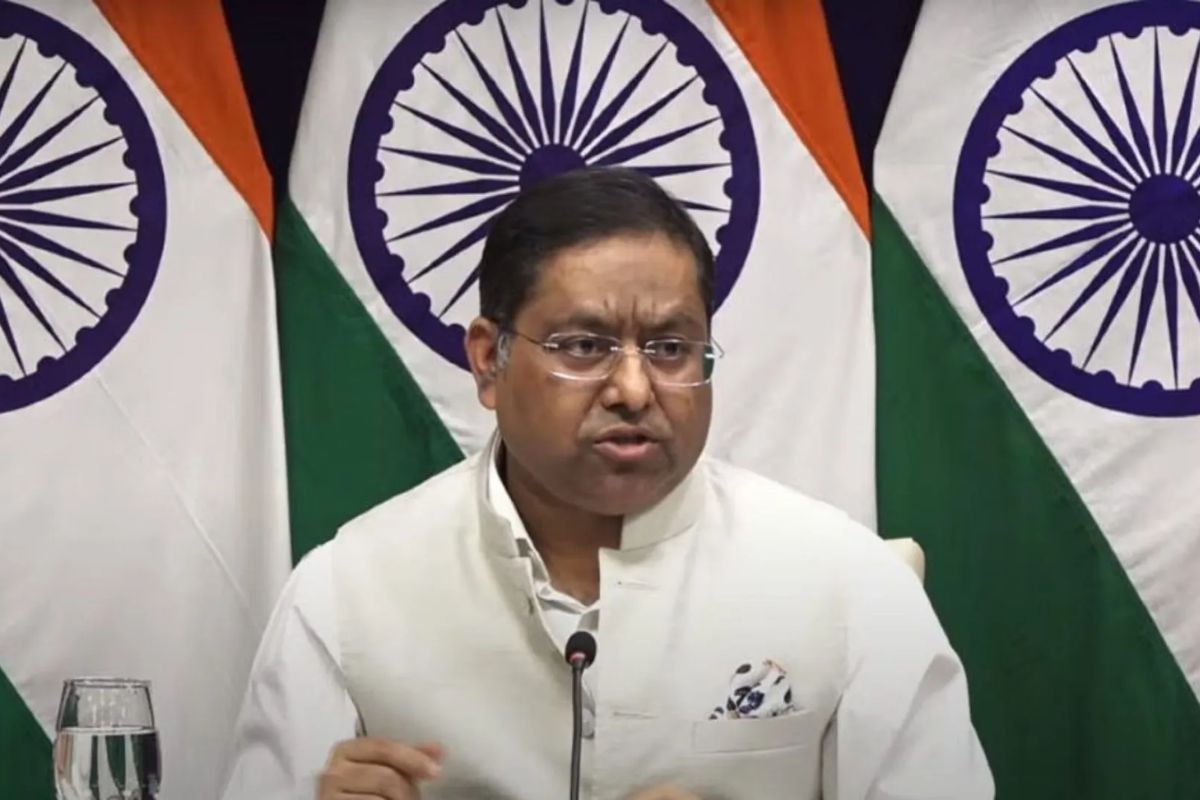 আওয়ামী লীগের কর্মকাণ্ড নিষিদ্ধ করায় ভারত উদ্বিগ্ন