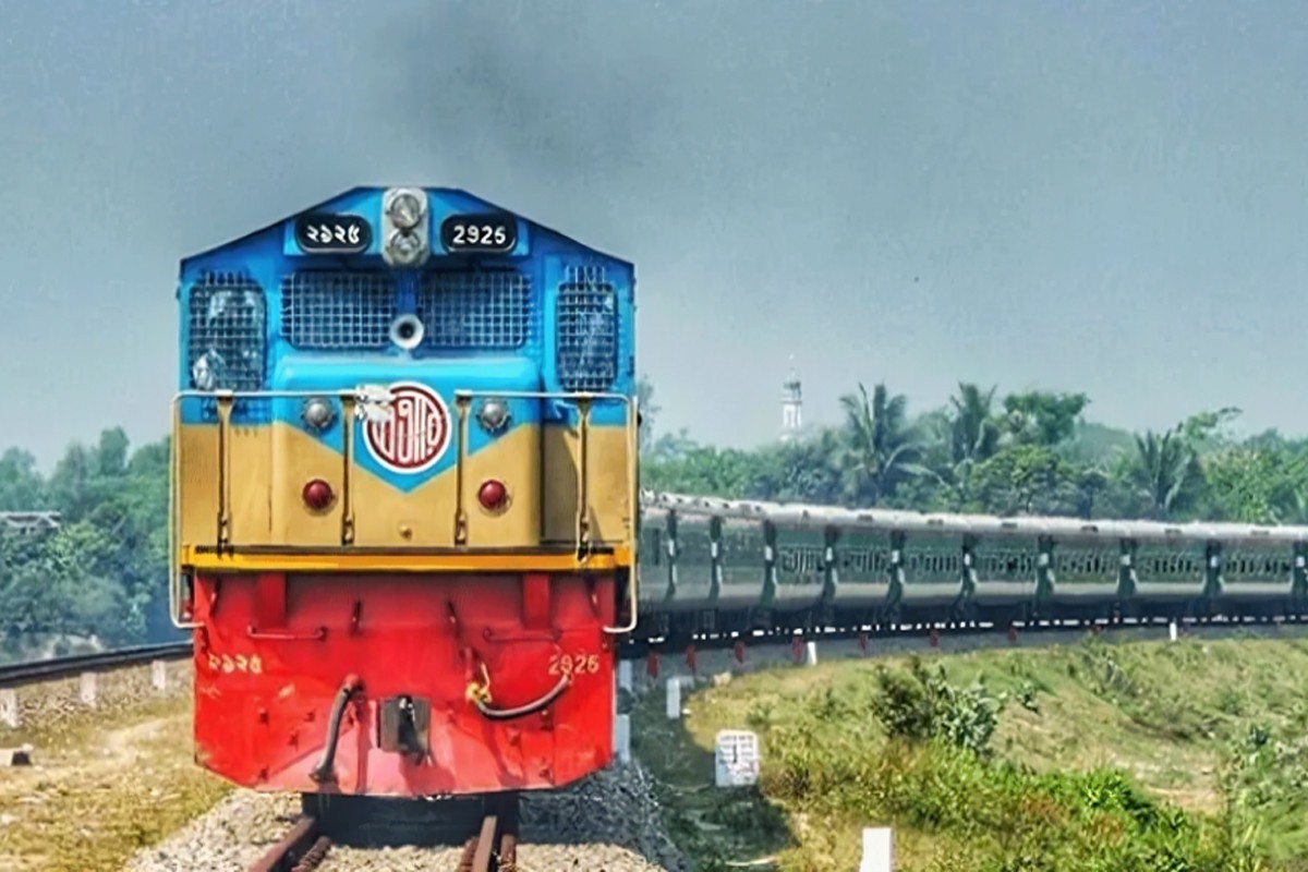 আজ থেকে ঈদযাত্রার ট্রেনের অগ্রিম টিকিট বিক্রি শুরু