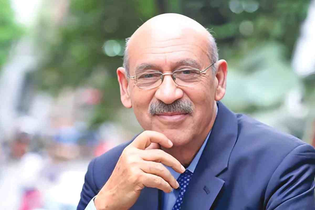 কথা নেই, বার্তা নেই শিল্পীদের হাতকড়া পরিয়ে নিয়ে যায়: আবুল হায়াত