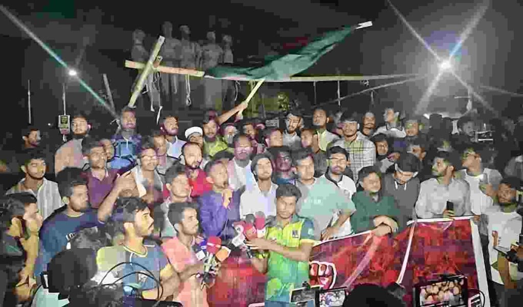 আসিফ নজরুল ও আলী ইমামের অপসারণ দাবি জুলাই ঐক্যের 1747969849 আসিফ নজরুল ও আলী ইমামের অপসারণ দাবি জুলাই ঐক্যের