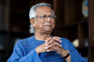 যেসব সুযোগ-সুবিধা নিয়ে সমালোচনার মুখে ইউনূস