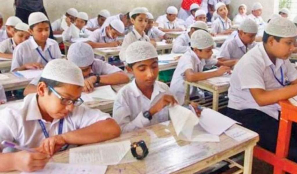 ইবতেদায়ী মাদ্রাসা শিক্ষার্থীরা পাচ্ছে উপবৃত্তি 1747742754 ইবতেদায়ী মাদ্রাসা শিক্ষার্থীরা পাচ্ছে উপবৃত্তি