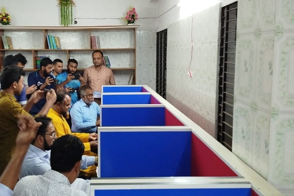 ইবির সেই গণরুমকে রিডিং রুমে রূপান্তর