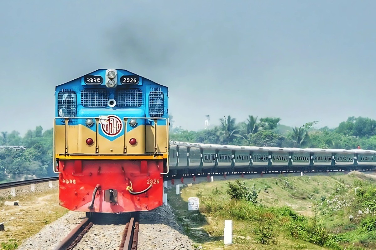 ঈদযাত্রা: ট্রেনের ৪ জুনের টিকিট বিক্রি আজ