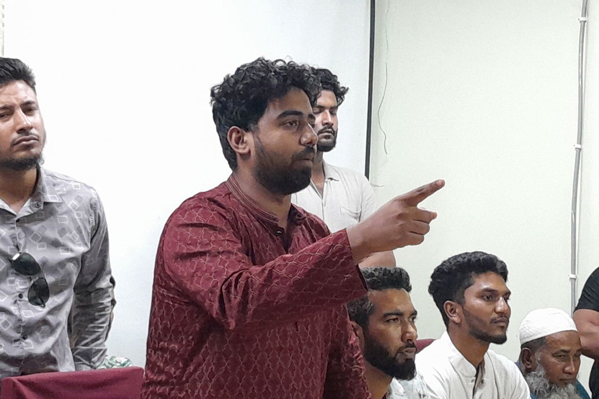 ড. ইউনূসকে পদত্যাগ করালে বিপ্লবী সরকার গঠন করবে ছাত্র-জনতা:এনসিপি